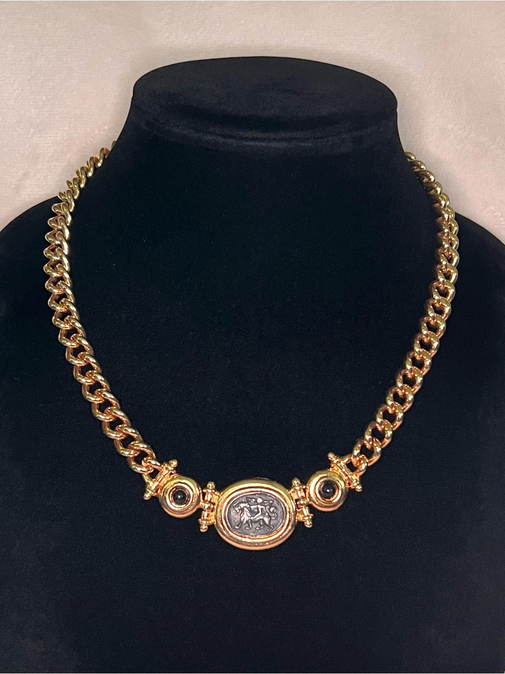 Vintage Thick Gold-Tone Medallion Chain Necklace